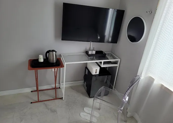 Gallery Hotel 3*